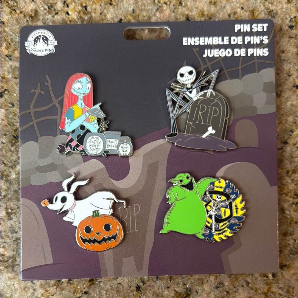 Disney Halloween Pin Set